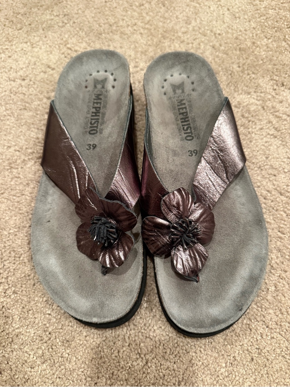 Mephisto Women's Metallic Brown Floral Leather Thong Sandals